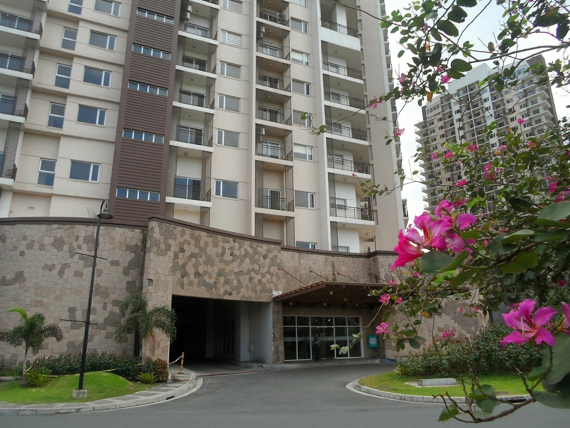 The Cirque Serviced Residences Quezon City Exteriér fotografie